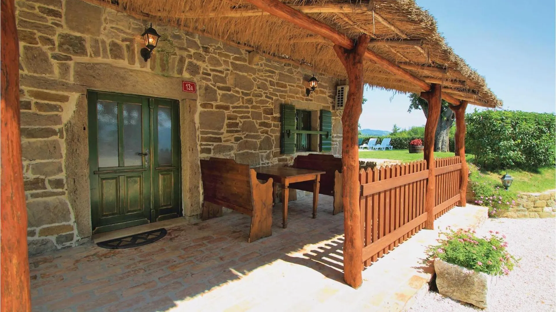 Holiday home 3 Bedroom Stunning Home In Frki Juradi Croatia