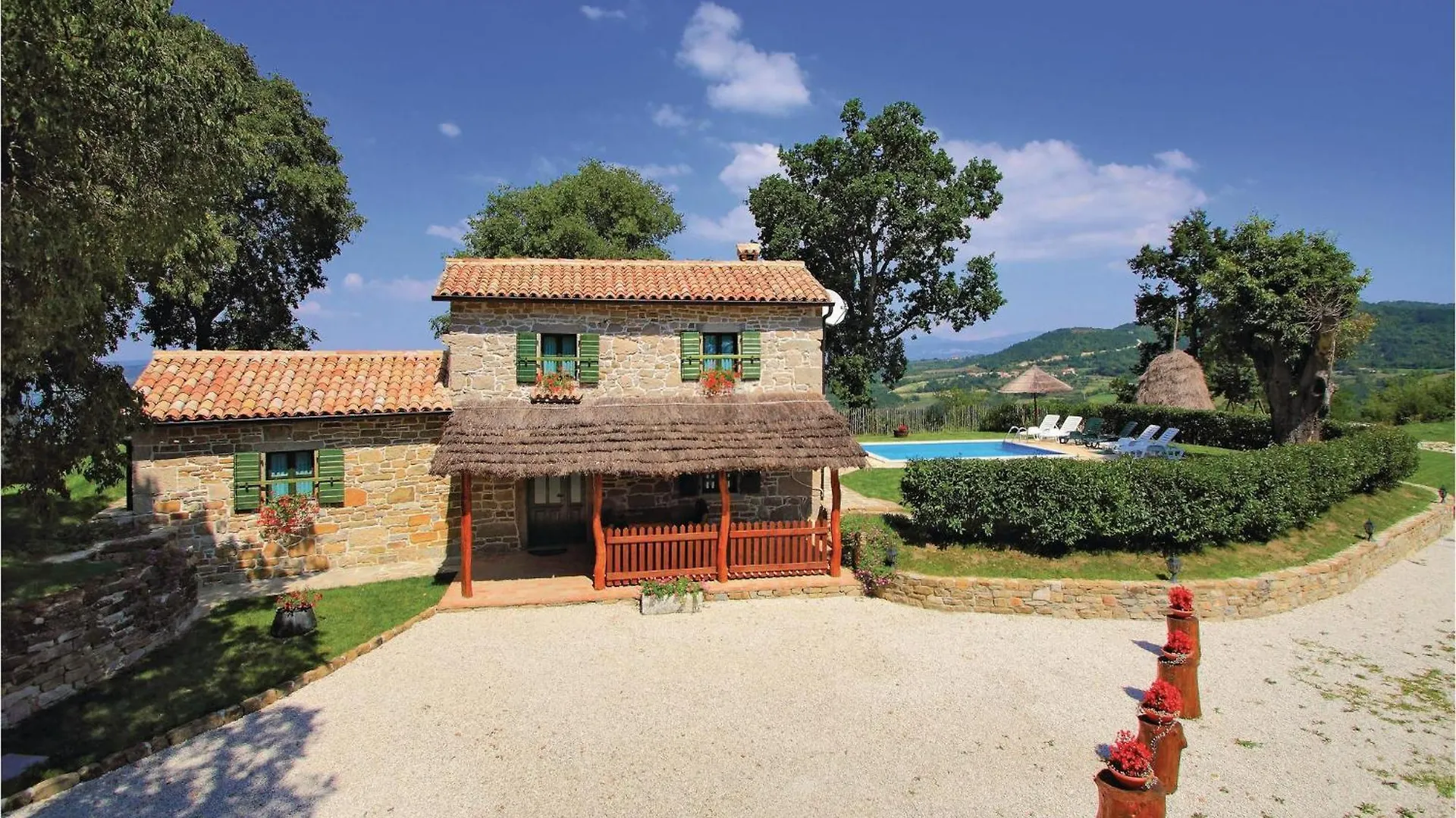3 Bedroom Stunning Home In Frki Juradi